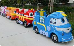 公园游乐车